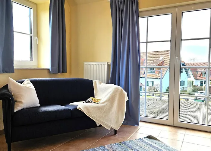 Feriehus Sandregenpfeifer Mit Kamin, Grossem Garten & Nahe Ostsee Dassow