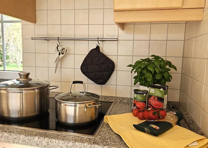 Sandregenpfeifer Mit Kamin, Grossem Garten & Nahe Ostsee Feriehus *