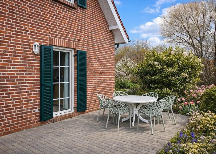Feriehus Sandregenpfeifer Mit Kamin, Grossem Garten & Nahe Ostsee