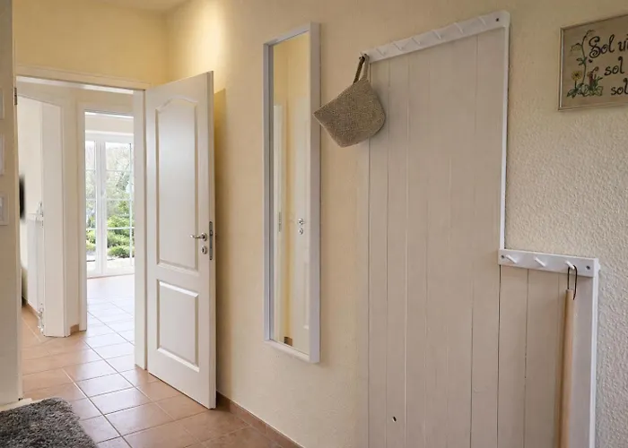 Feriehus Sandregenpfeifer Mit Kamin, Grossem Garten & Nahe Ostsee *